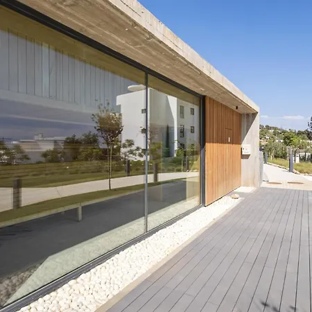 Apartment Vivi Homes - Luxury ,garden, Pool & Sauna *