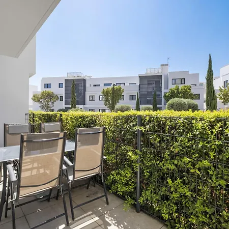 Apartment Vivi Homes - Luxury ,garden, Pool & Sauna Fuengirola