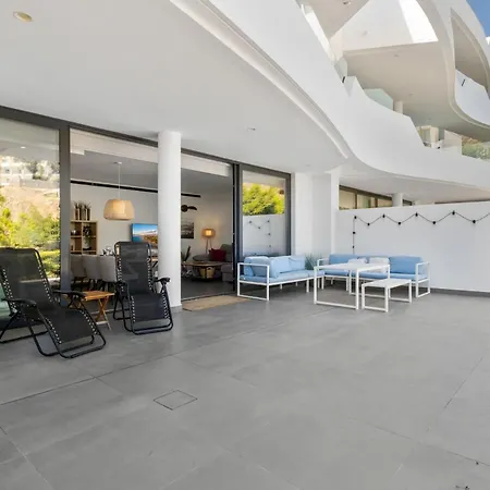 Appartement Vivi Homes - Luxury ,garden, Pool & Sauna